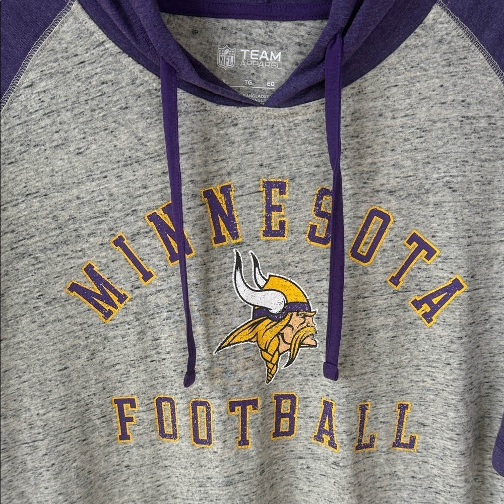 BNWT NFL Minnesota Gray and Purple Hoodie - Picture 2 of 4